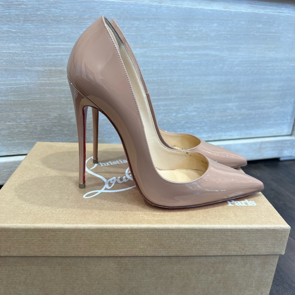Christian Louboutin So Kate Heels